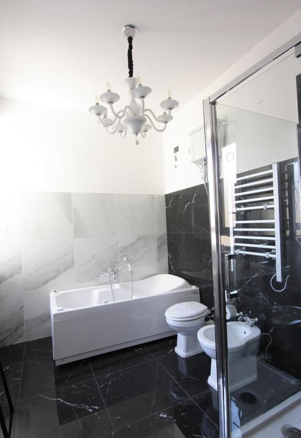 An Deluxe Suites Ancona Exteriör bild